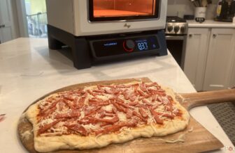 Whip up a recent pizza in simply two minutes with this pizza oven