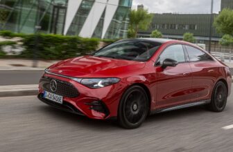 Mercedes-Benz and Microsoft workforce as much as flip your automotive into an workplace