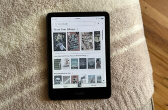 Amazon’s 16GB Kindle Colorsoft is $30 off forward of Labor Day weekend