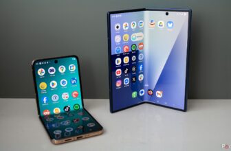 5 easy causes I will all the time decide a clamshell over book-style folding telephone