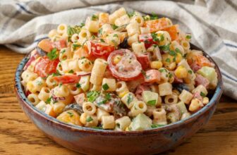 Southwest Pasta Salad – Barefeet within the Kitchen