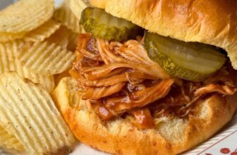 SLOW COOKER CHICKEN BARBECUE – The Southern Girl Cooks